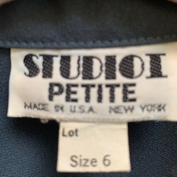 Dress - Picture 3 of 3